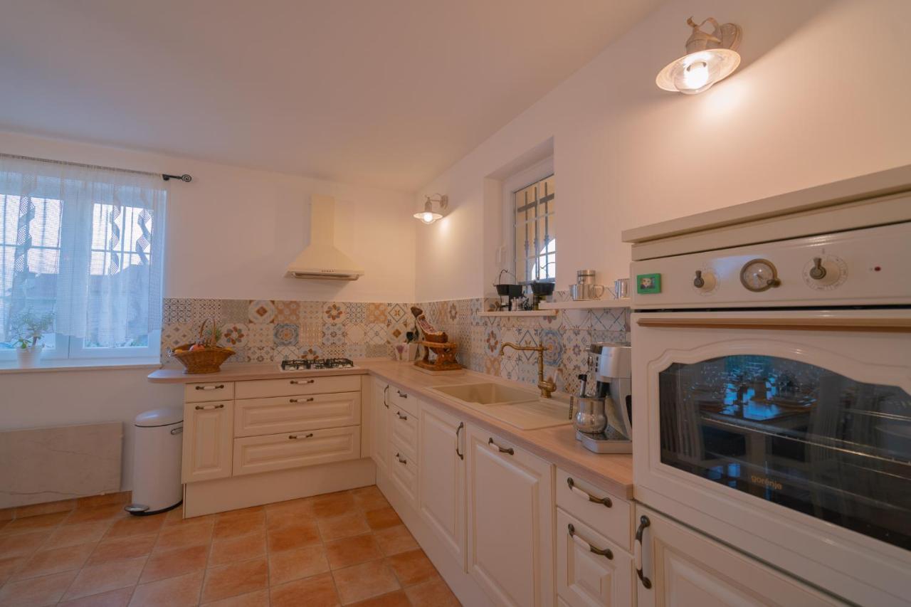Villa Oasis Кострена Экстерьер фото